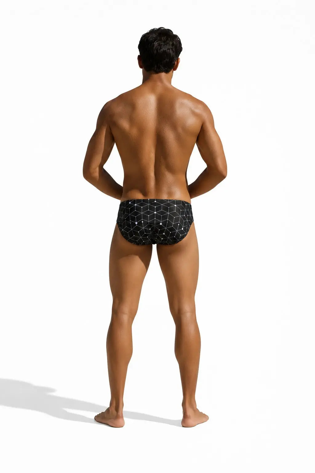Brief Cubos Negro hombre, vista lateral con estampado de cubos – EQUAL Swimwear