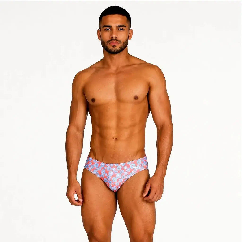 Brief Flowers hombre, vista trasera con estampado floral – EQUAL Swimwear
