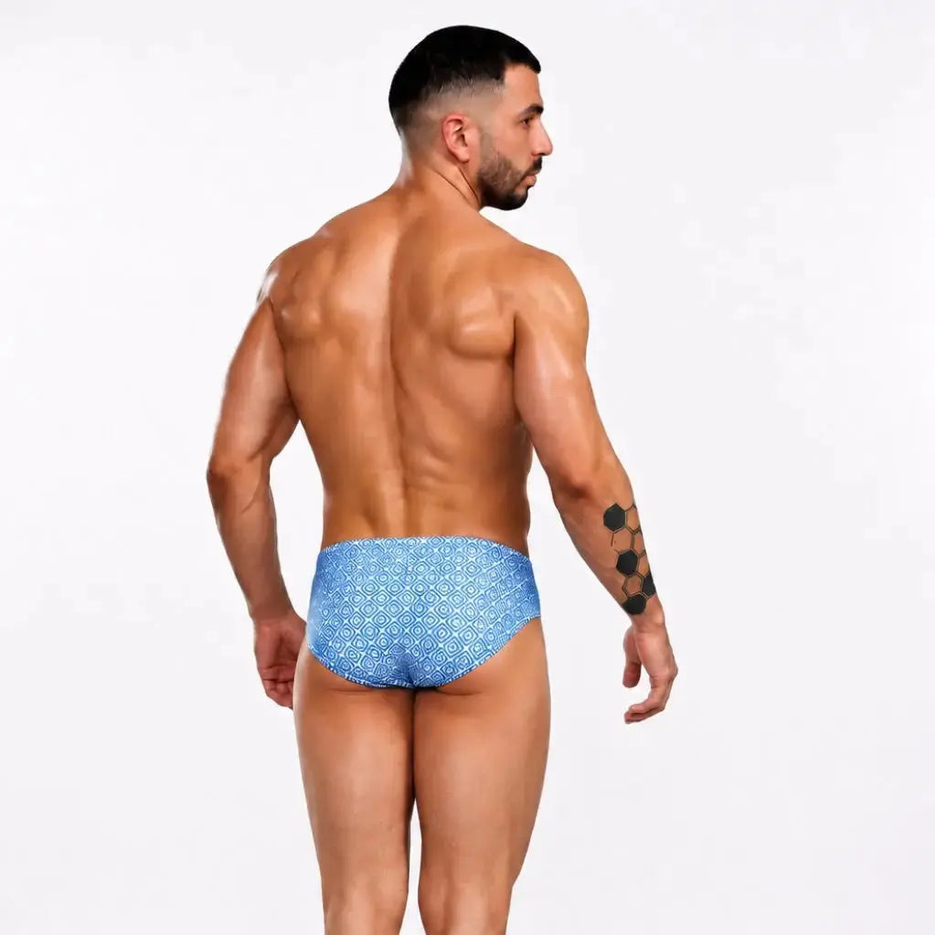 Brief Mykonos hombre, vista trasera de moda – EQUAL Swimwear