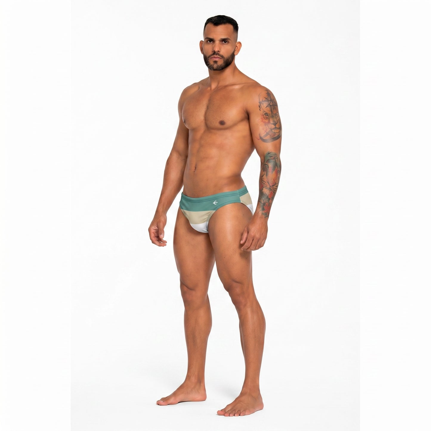 Bikini Tricolor Verde en modelo, vista frontal | Equal Swimwear