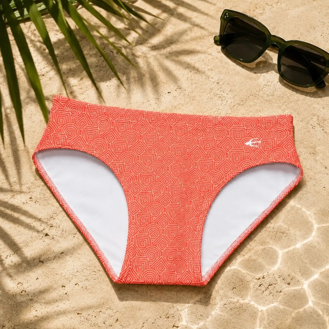 Brief Geométrico Salmón detalle del estampado – Equal Swimwear, ropa de playa para hombre, corte cómodo