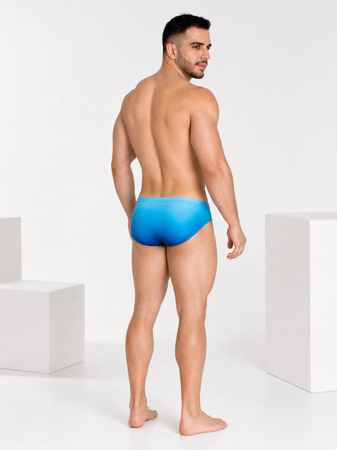 Brief Colors vista frontal – Equal Swimwear, traje de baño para hombre de secado rápido