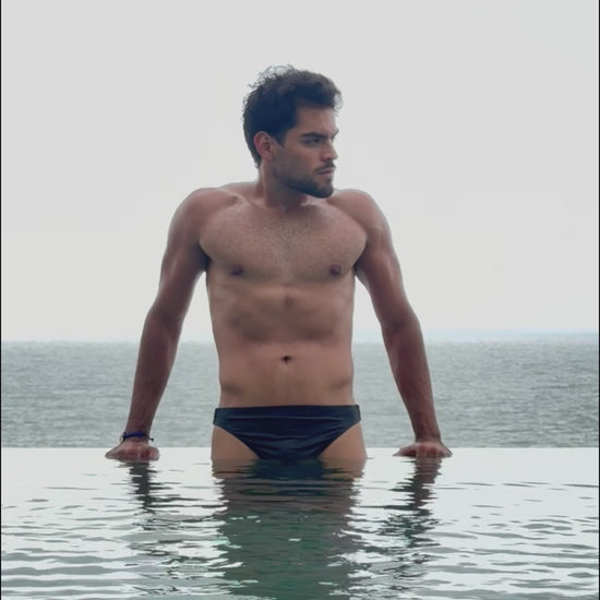 Bikini Iconic Negro Equal Swimwear - video demostrativo