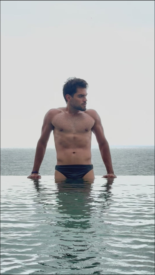 Bikini Iconic Negro Equal Swimwear - video demostrativo