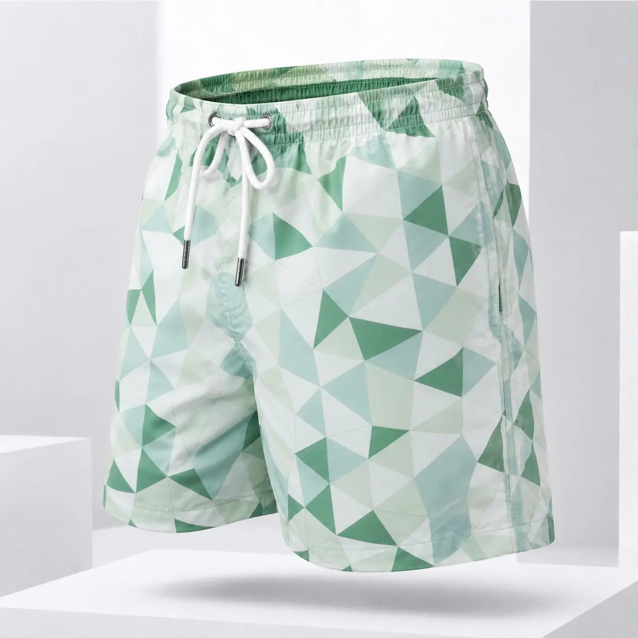Short Prisma look completo junto a la alberca – Equal Swimwear, ropa de playa para hombre